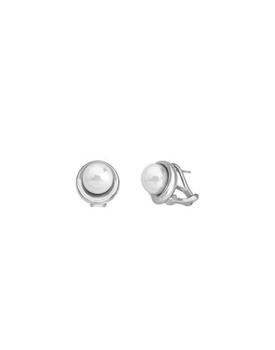 MAJORICA Margot Silver Earrings With An Embedded Round Pearl | Short Earrings